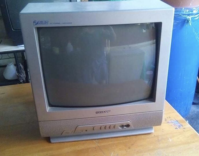 Sharp CRT 14” TV, TV & Home Appliances, TV & Entertainment, TV on Carousell
