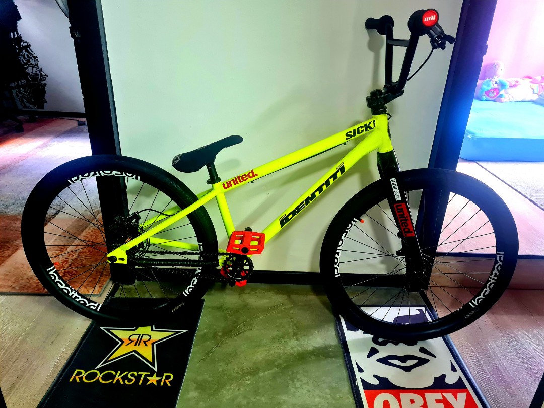 Identiti jump top bike