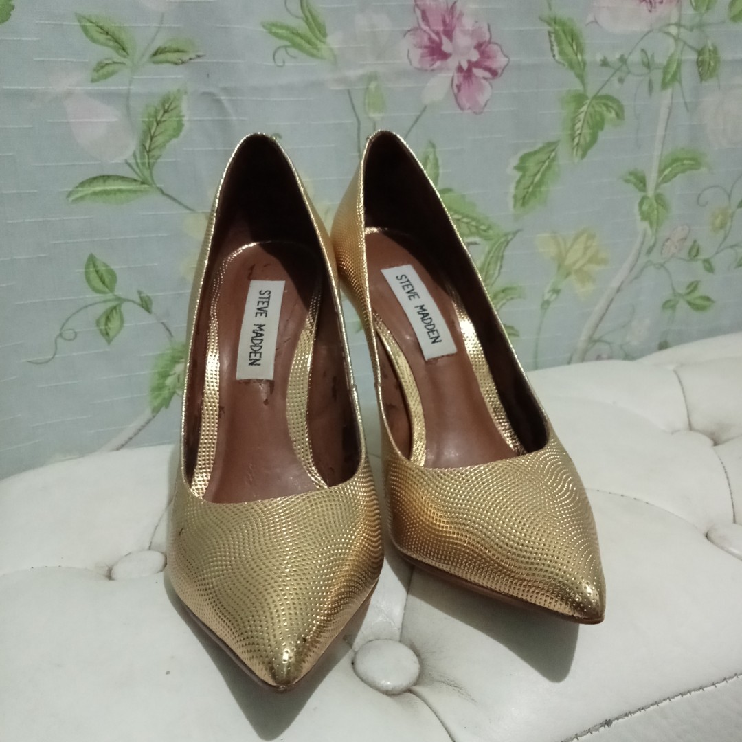 Steve Madden gold pointed heels pointy toes wedding shoes prenup shoes ...