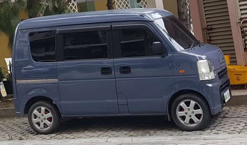 suzuki mini van interior