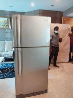 Used fridge for selling working good condition and free delivery-100$