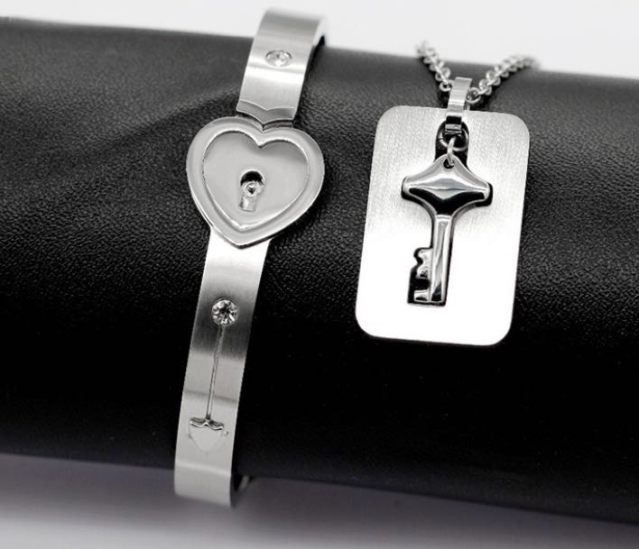 Shop For Best Women Stainless Steel Bracelet From Widest Range Online