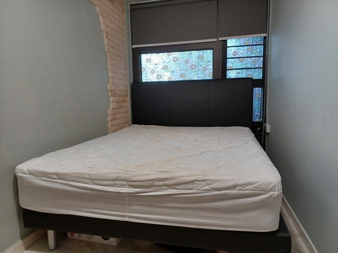 (Category: ) located in . Submitted by aishaong (Listing ID 1155444085, Image 1). Description: .