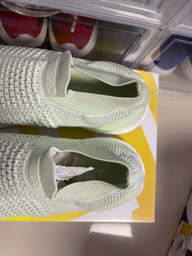 Ultra boost deals laceless mint