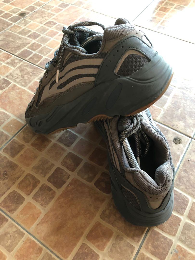 adidas gazelle silver green womens adidas Yeezy Boost 700 V2 'Mauve' – Reborn main image 1