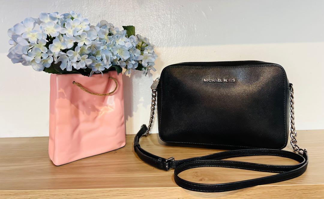 Authentic Michael Kors Chain Crossbody Bag, Luxury, Bags & Wallets on