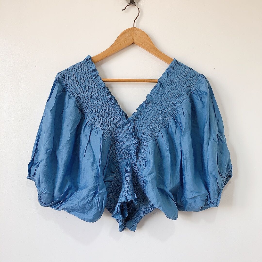 Batwing croptop, Women's Fashion, Tops, Blouses on Carousell