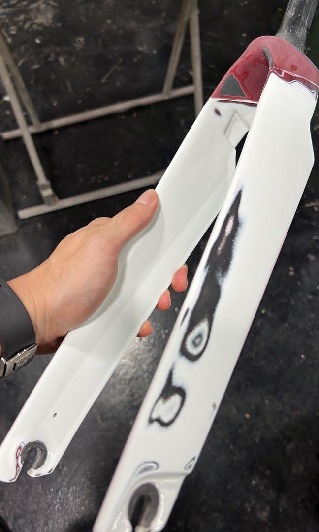 Bicycle bike spray paint restoration stone chips scratches damage