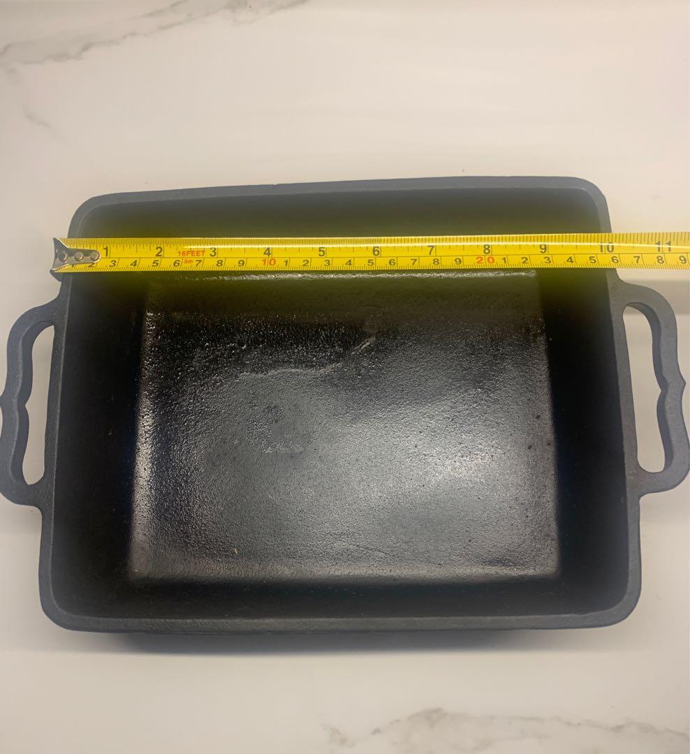 CAST IRON ROASTING PAN, Furniture & Home Living, Kitchenware