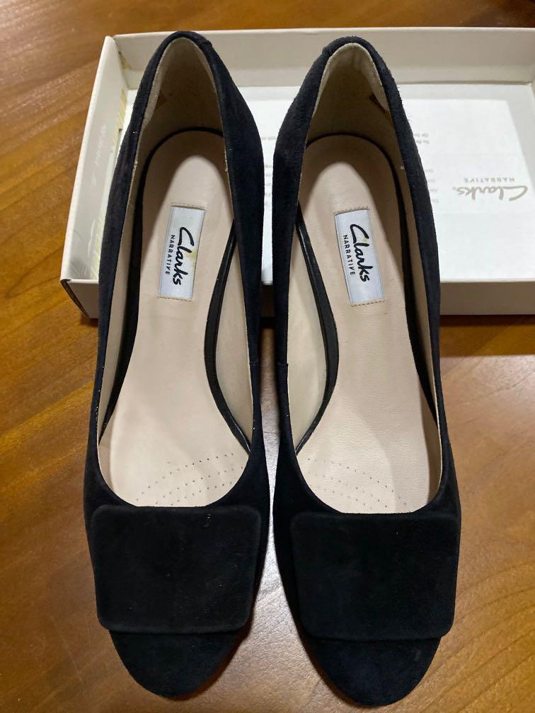 Clarks suede top heels