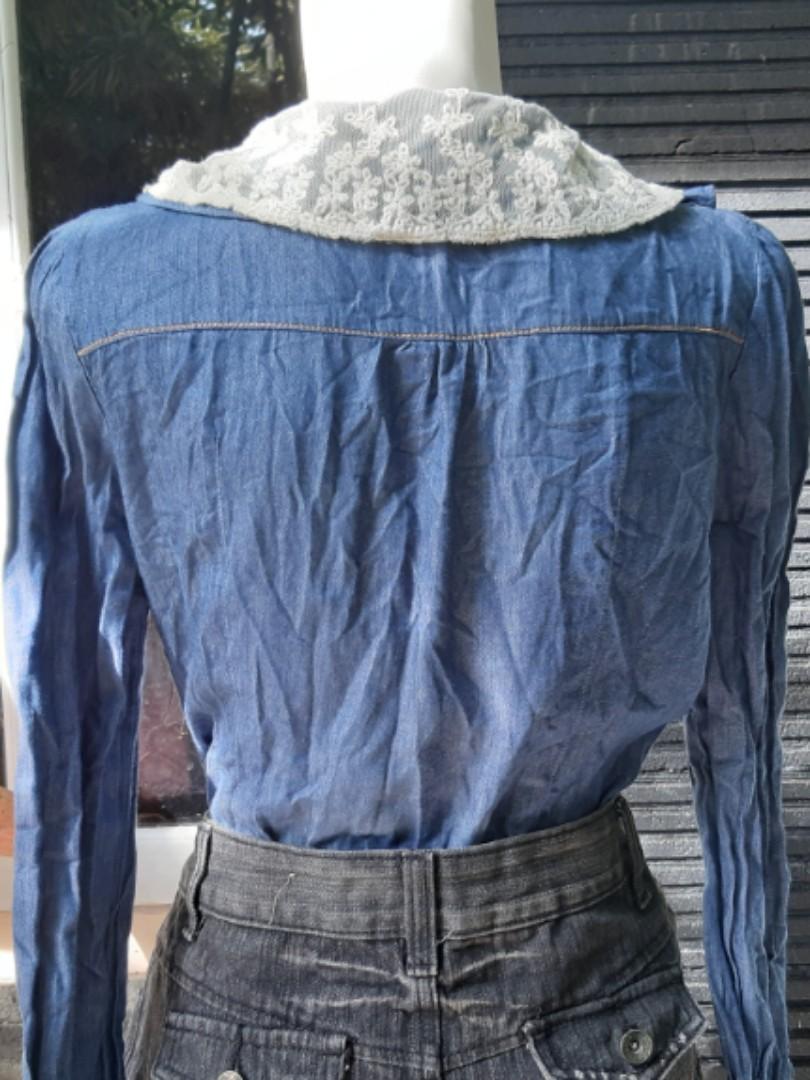 Denim Ruffle Blouse, Fesyen Wanita 