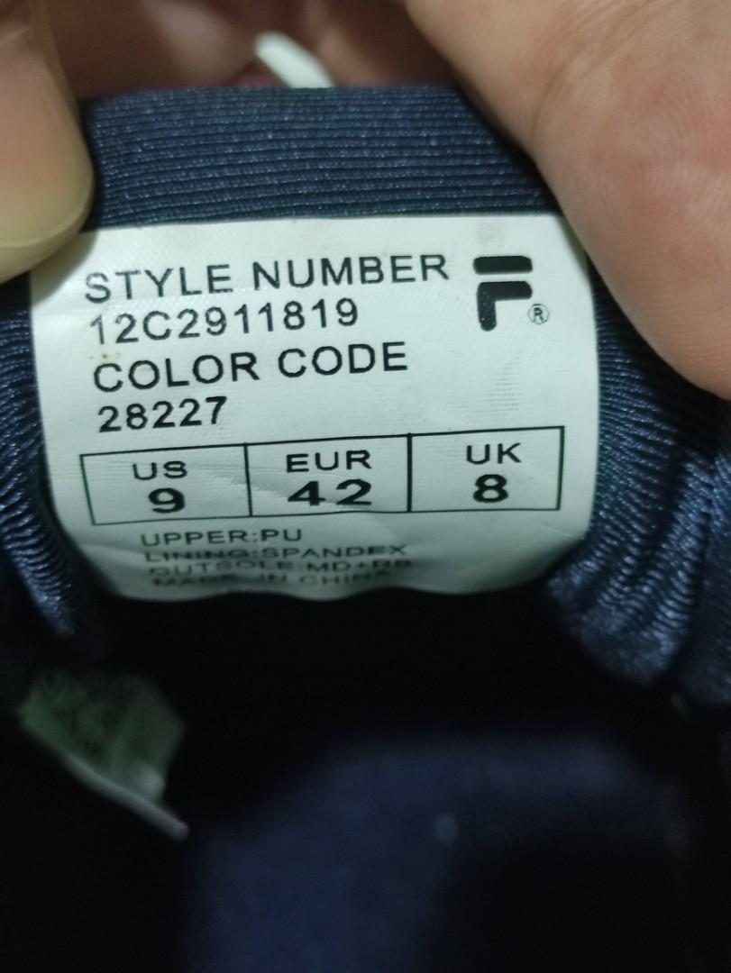 Fila 1911 (Category: Sneakers) located in Makati City. Submitted by ptr_esc (Listing ID 1155446446, Image 3). Description: Twice lang nagamit. Almost new nakatambak lang kaya medyo lumang tignan..