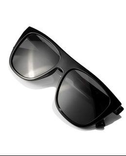 Hawkers - RUNWAY Polarized Black Sunglasses UV400 Men Women 140043