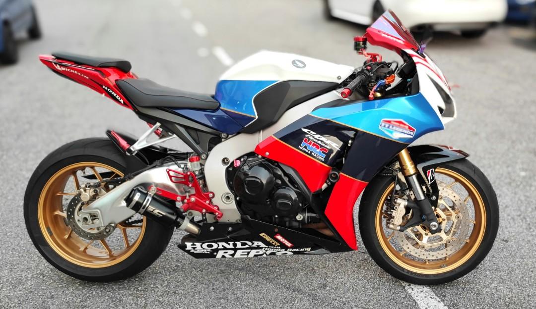 Honda cbr hotsell hrc 1000 rr