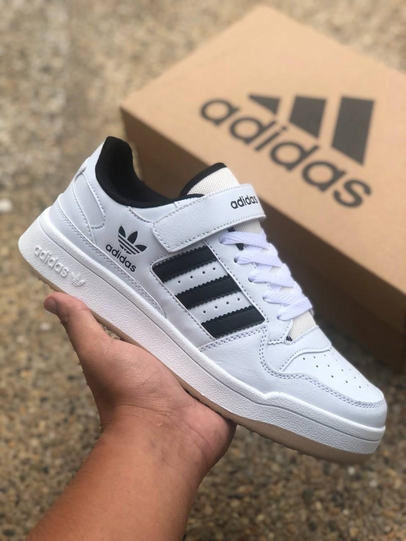 KASUT RAYA ADIDAS FORUM LOW WHITE BLACK Men s Fashion Footwear