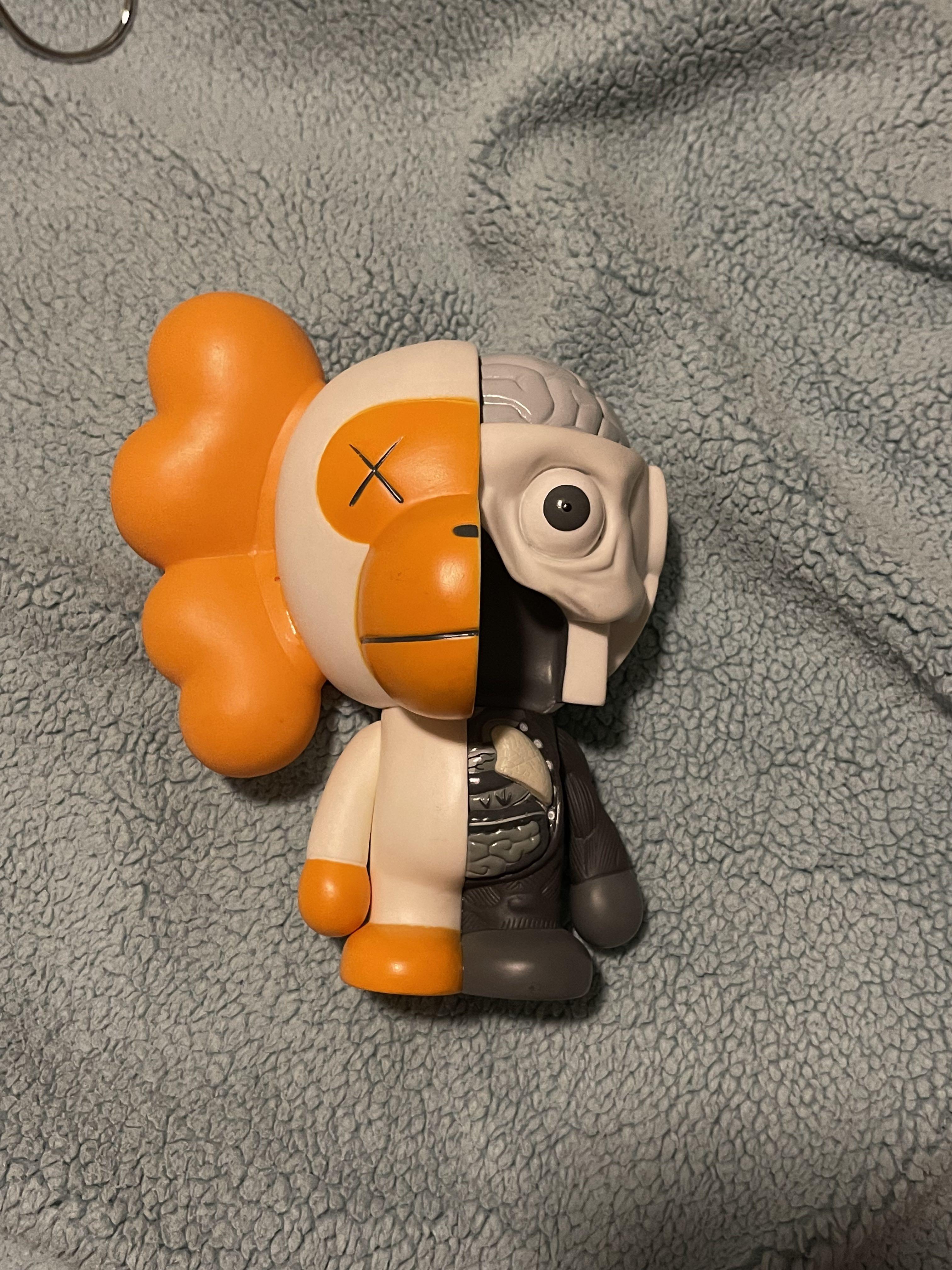 Kaws milo figure 2025