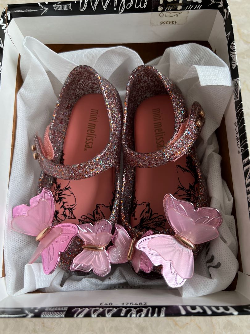 Lightly used Mini Melissa Ultragirl Fly