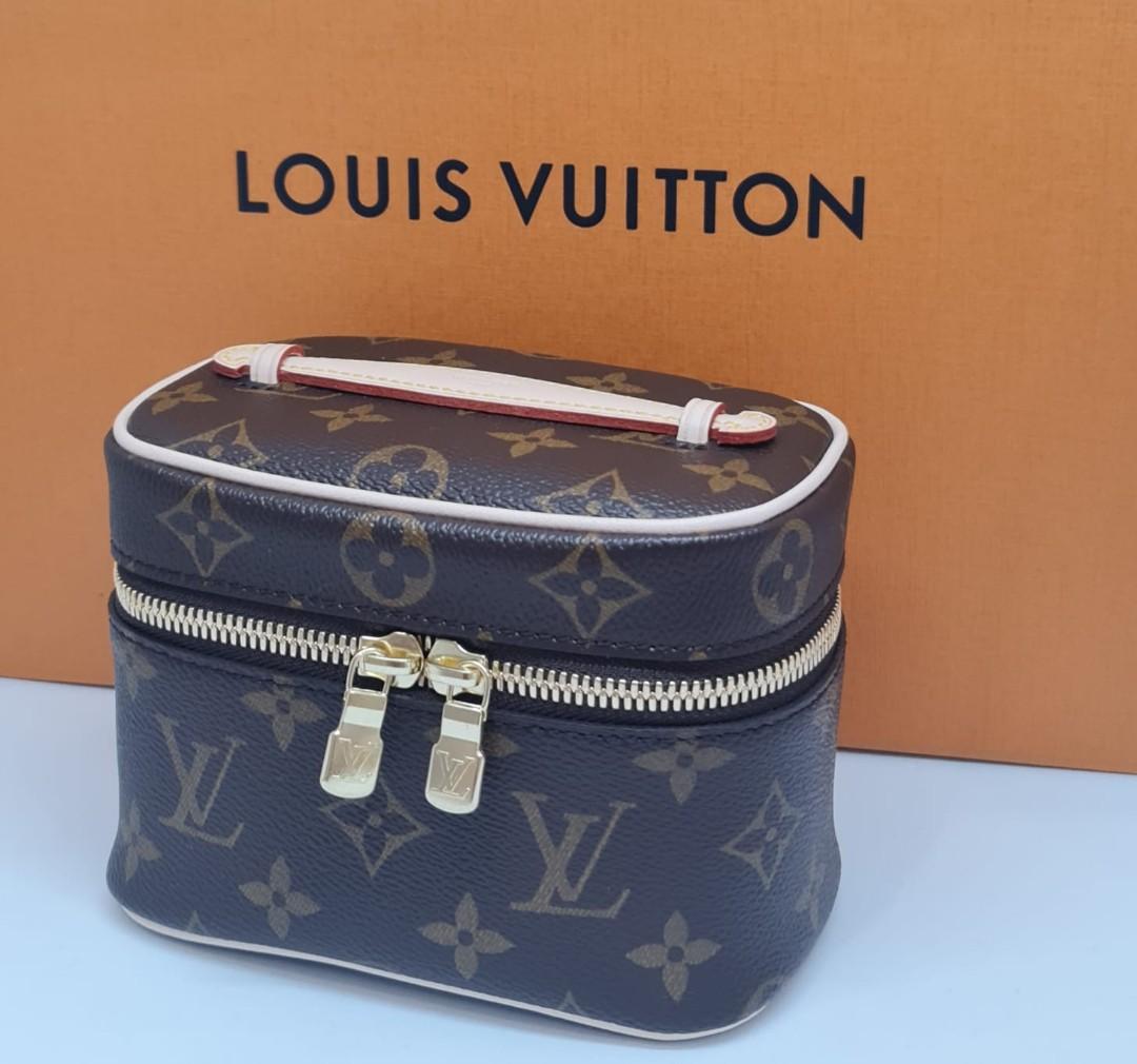 Authenticated Used LOUIS VUITTON Louis Vuitton Monogram Nice Nano M44936  Gold Hardware Vanity Pouch Mini Women's 