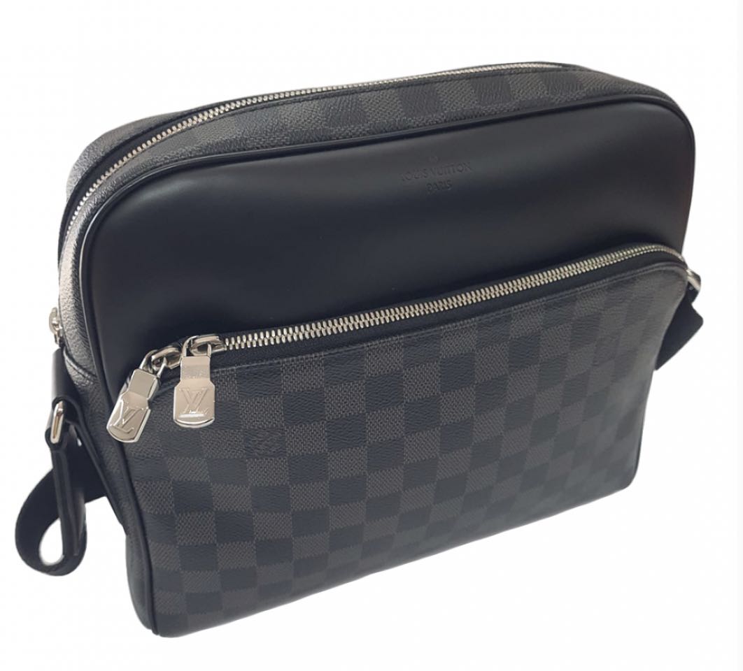 Messenger Louis Vuitton Dayton Reporter PM Grey Cloth ref