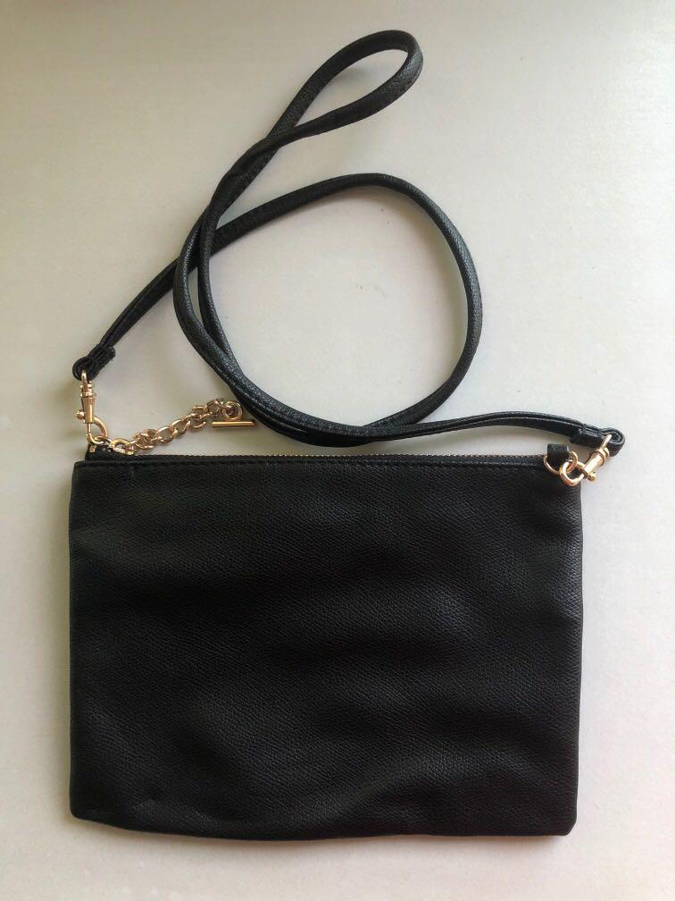 H&m sling bag hot sale black