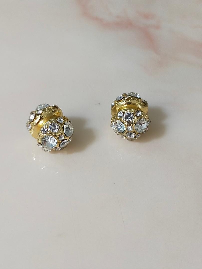 Magnetic earrings Women s Fashion Jewelry Organisers Earrings