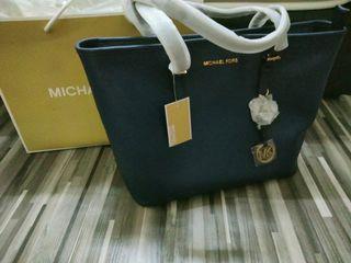 Michael Kors Hand Bag Authentic 100% Ori