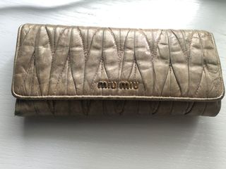 （分類：）位於 。 由 Bbbbbowww 提交（商品編號 1155347723，圖片 1）。簡介： 。