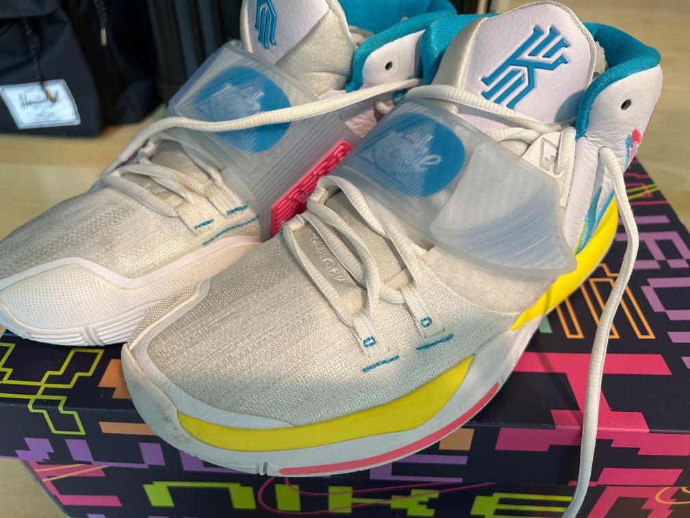 Kyrie sales 90s shoes