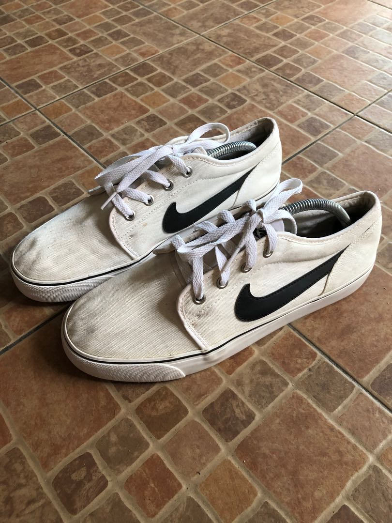 Nike toki low grey shop