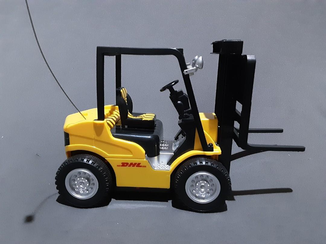 RC Forklift Machine (DHL), Hobbies & Toys, Toys & Games on Carousell