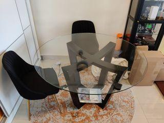 Round Glass Dining Table and 4 chairs