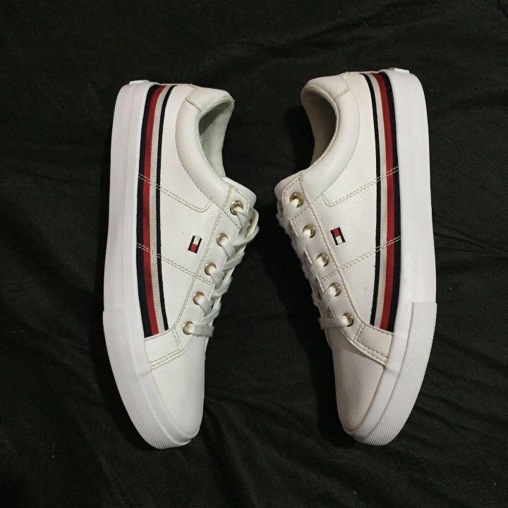 Sepatu Tommy hilfiger second original