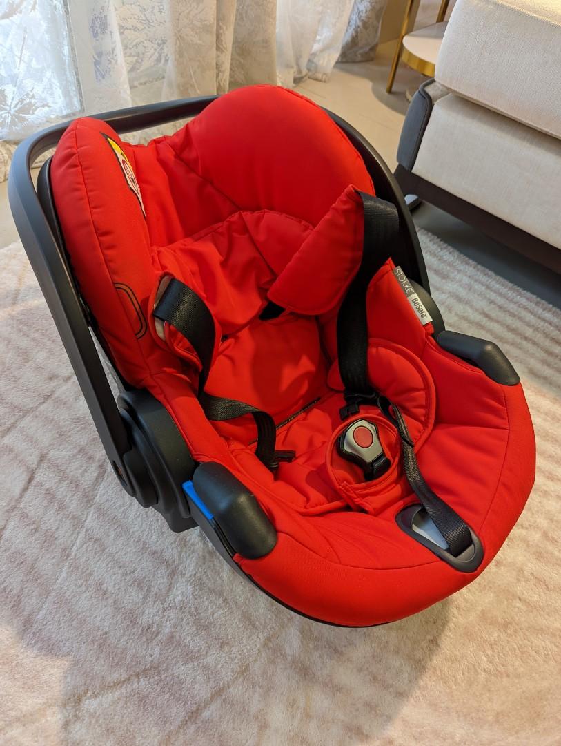Car seat compatible top with stokke xplory