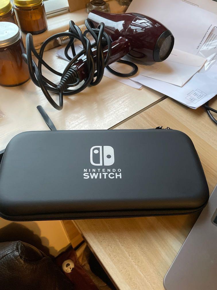 Switch case （分類：Nintendo 任天堂）位於 Hong Kong。 由 2677ea 提交（商品編號 1155443255，圖片 1）。簡介： 。