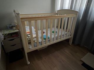 (Category: ) located in . Submitted by frhna (Listing ID 1155390235, Image 1). Description: .