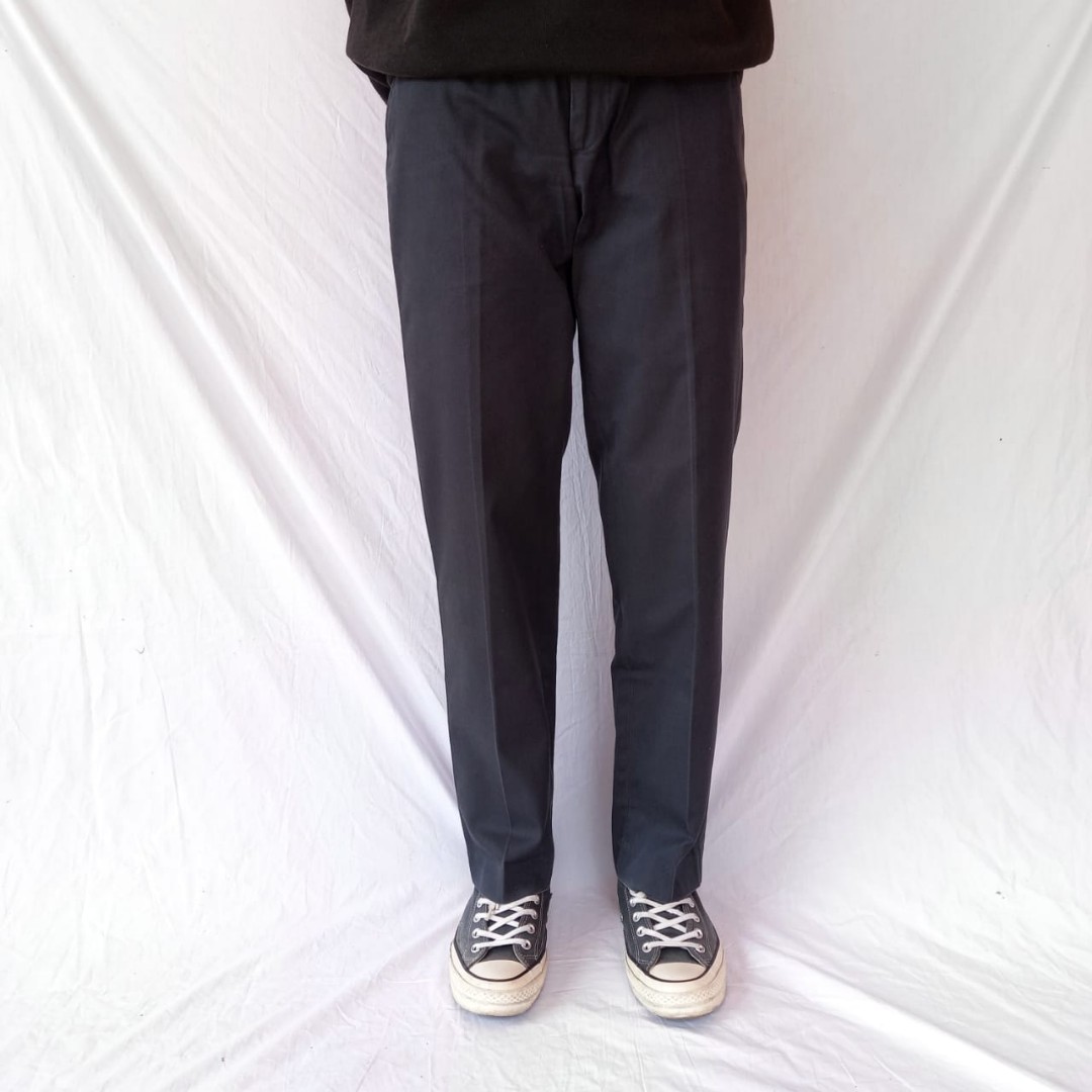 Uniqlo kando pants, Fesyen Pria 