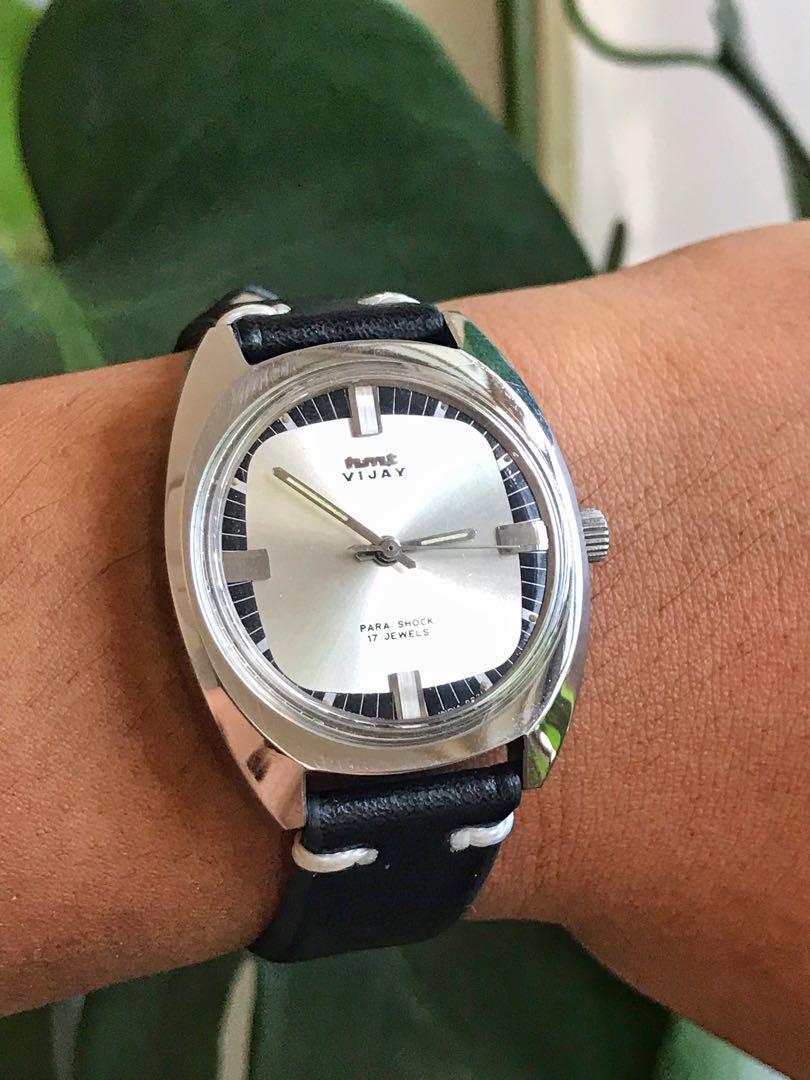 Vintage HMT Vijay 17 jewels Parashock Hand wind Mechanical