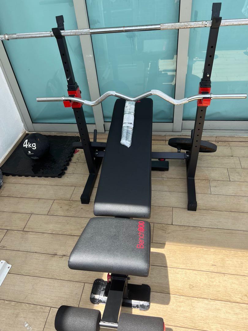 Weight Bench, bench Bars and weights, Sports Equipment, Exercise