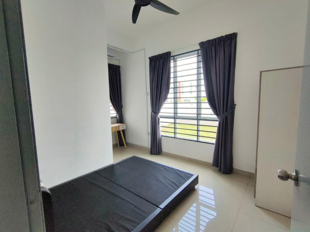 [WTR] Double Storey Bandar Springhill Port Dickson, Property, Rentals