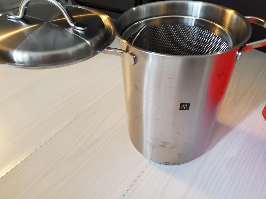 孖人牌ZWILLING PASTA POT, 家庭電器, 廚房電器, 其他廚具 Carousell