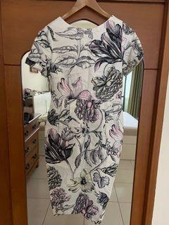 全新副吊牌ASOS白底粉色花花窄版洋裝 EU 38