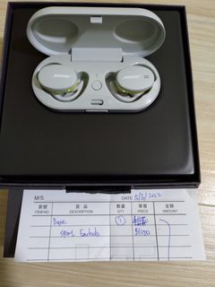 （分類：）位於 。 由 kenneth0517 提交（商品編號 1155691386，圖片 1）。簡介： 。