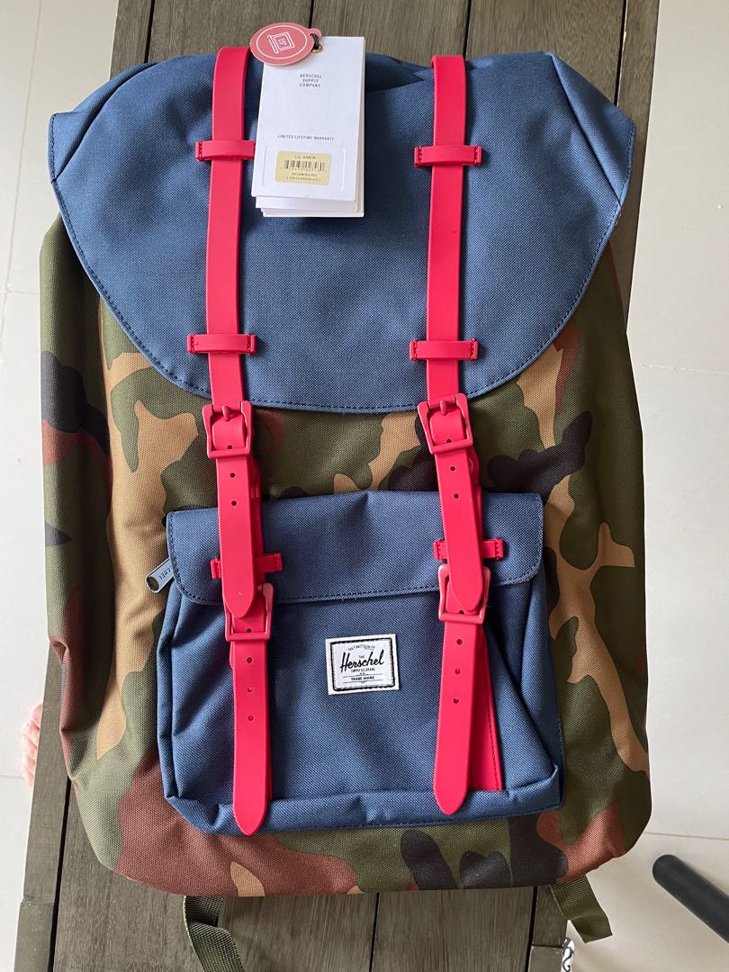 Herschel backpack camo blue cheap red