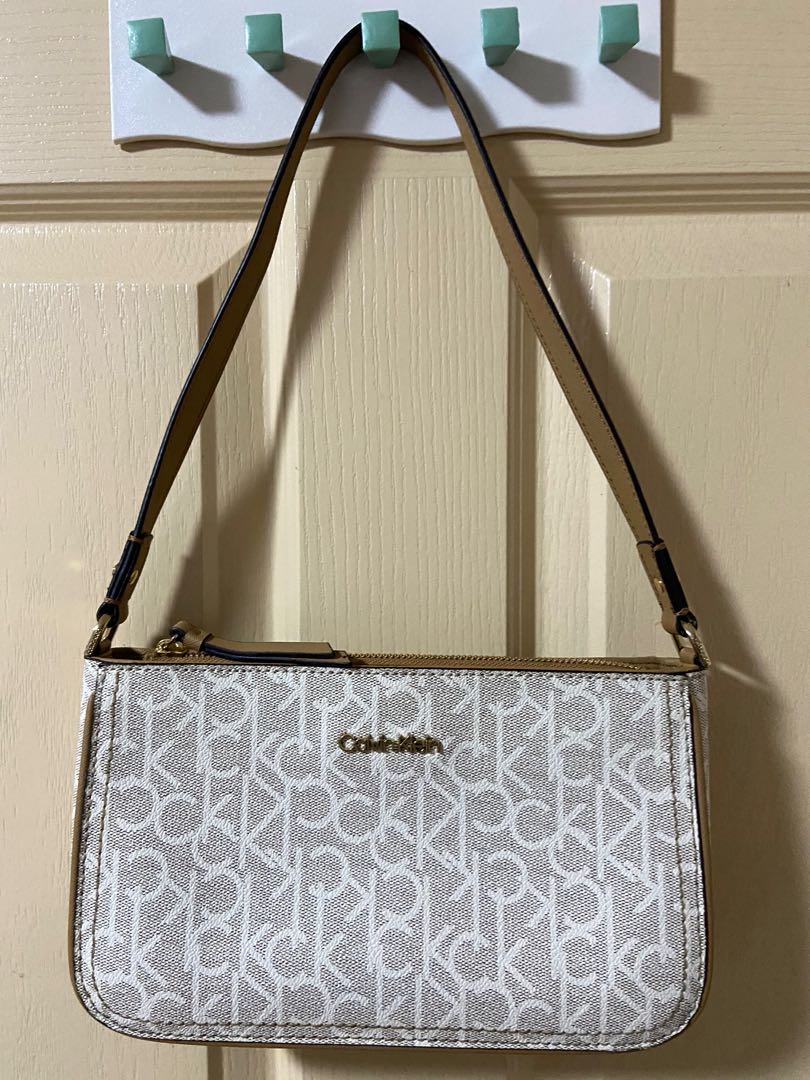 Calvin Klein Mercy Triple Signature Bag Women s Fashion Bags