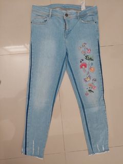 (Kategori: ) berada di . Dikirim oleh relovedmystuff (ID iklan 1155563497, Gambar 1). Deskripsi: .