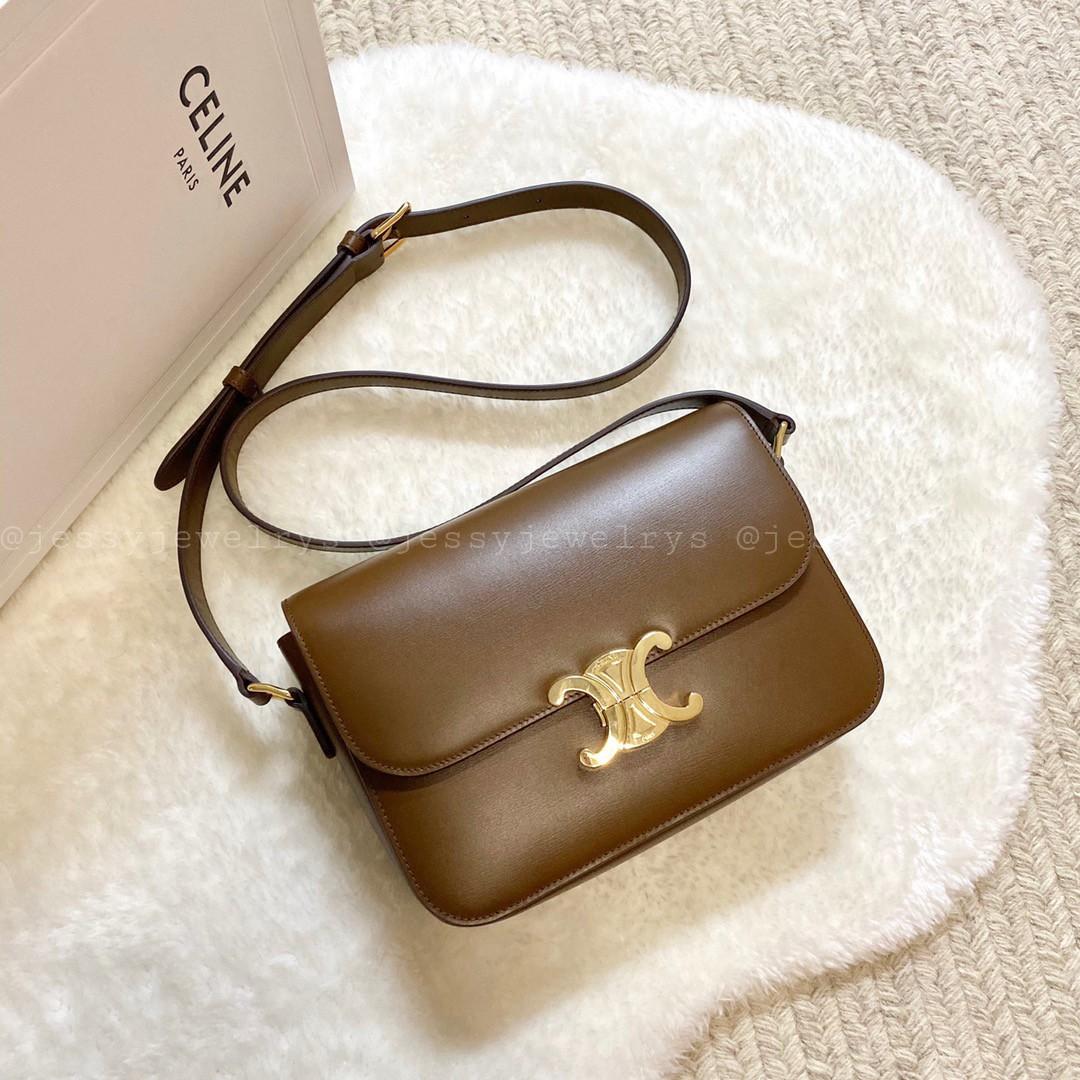 medium triomphe bag in shiny calfskin
