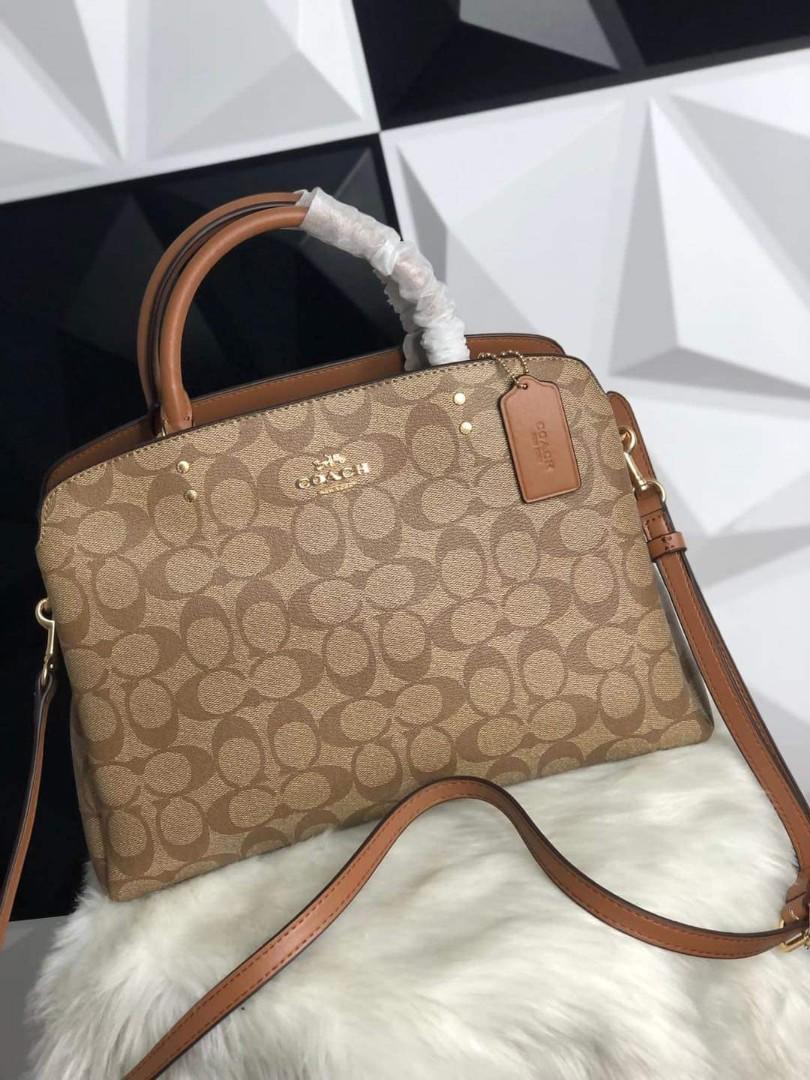 Coach handbag store with sling