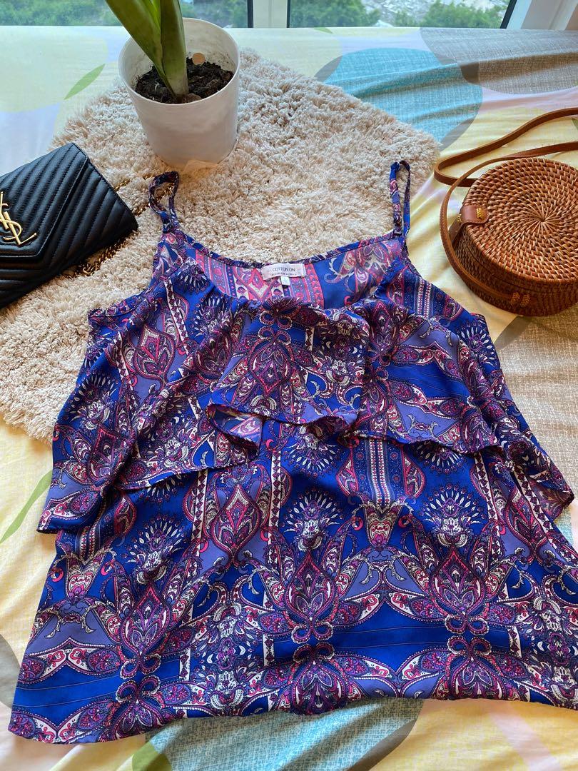 Cotton On Blouse Large (Category: Blouses) located in Manila. Submitted by yourdeclutterdiva (Listing ID 1155652432, Image 1). Description: .