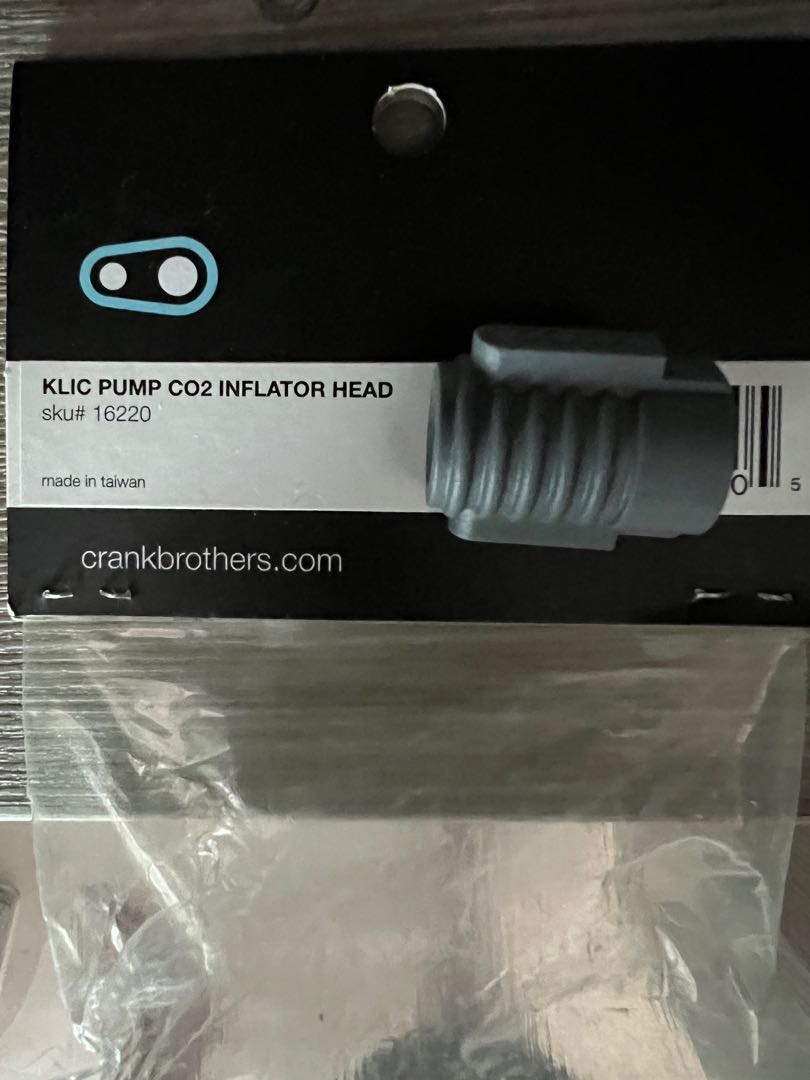 Crank Brother KLIC pump CO2 Inflator head , Sports Equipment, Bicycles