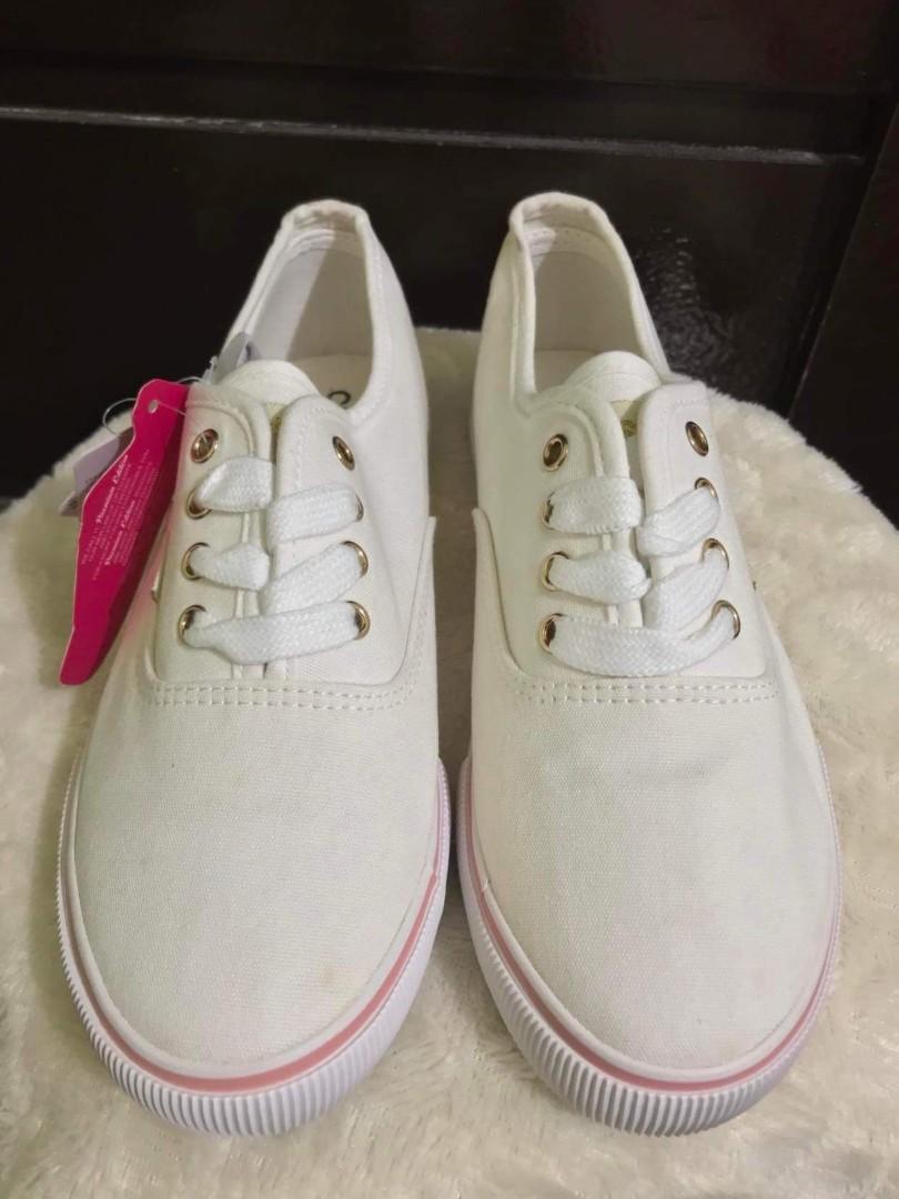 Crissa Lace Up Shoes (White) (Category: Sneakers) located in Manila. Submitted by RCiey (Listing ID 1155561418, Image 2). Description: Crissa shoes with tag Mall pull out Brand new condition, minimal damage No box included Size 37 Color may vary due to lighting.
